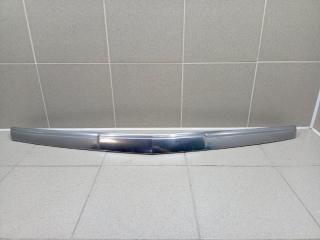 Фото запчасти молдинг капота Cadillac Escalade Б/У запчасть Запчасть молдинг капота Cadillac Escalade