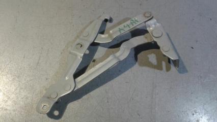 Петля крышки багажника левая Audi A4 1994- 2001