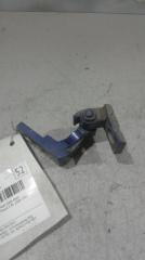 Запчасть петля двери верхняя задняя правая Volkswagen Passat 1996- 2005