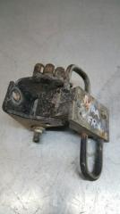 Запчасть петля двери нижняя передняя правая Volkswagen Bora 1998- 2005