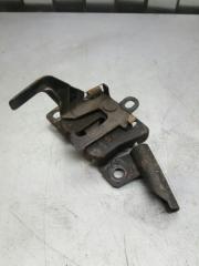 Запчасть замок капота Subaru Forester SG5 Б/У Замок капота Subaru Forester SG5 Б/У