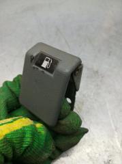 Запчасть ручка открывания лючка Mitsubishi Dion 2000- 2005 TA-CR5W 4G63 Б/У Ручка открывания лючка Mitsubishi Dion 2000- 2005 TA-CR5W 4G63 Б/У
