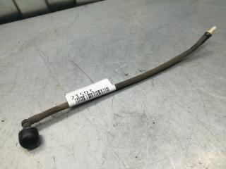 Запчасть форсунка омывателя задняя Mitsubishi Dion 2000- 2005 TA-CR5W Б/У Форсунка омывателя задняя Mitsubishi Dion 2000- 2005 TA-CR5W Б/У