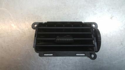 Запчасть дефлектор отопителя салона правый Mazda Mazda3 2003-2009