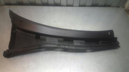 Решетка под лобовое стекло передняя правая Mazda Mazda3 2003-2009