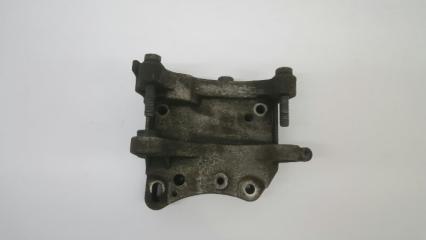 Кронштейн генератора Citroen C4 2004-2011