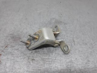 Запчасть петля двери нижняя задняя правая Honda Civic 2000- 2003