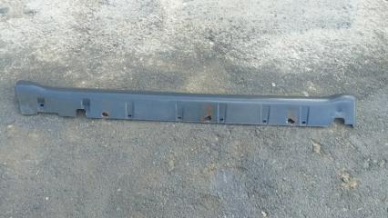 Запчасть накладка на порог (внутренняя) правая Honda CR-V 1995-1998