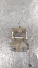 Запчасть петля крышки багажника Subaru Impreza 1992-2000 GF1 EJ15 61820FA000 Б/У Петля крышки багажника Subaru Impreza 1992-2000 GF1 EJ15 61820FA000 Б/У