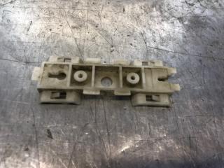 Фиксатор панели порога кузова Renault Scenic RX4 2000-2003
