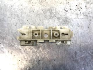 Фиксатор панели порога кузова Renault Scenic RX4 2000-2003
