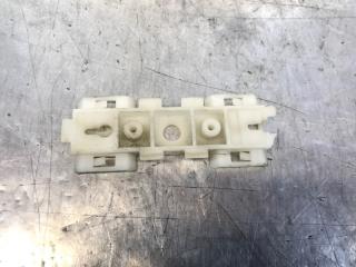 Фиксатор панели порога кузова Renault Scenic RX4 2000-2003