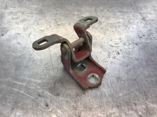 Петля двери передняя правая Renault Megane 2002- 2009