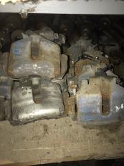 Суппорт передний Volkswagen Passat B6 2008