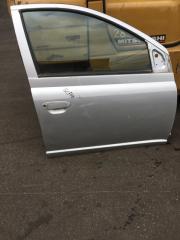 Запчасть дверь передняя правая Toyota Vitz 2000