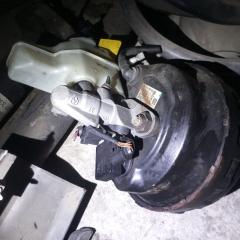 Вакуумный усилитель Volkswagen Golf 5 2007