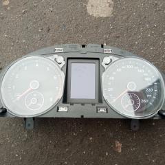 Щиток приборов Volkswagen Passat B7 2012