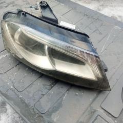 Запчасть фара передняя правая Audi A3