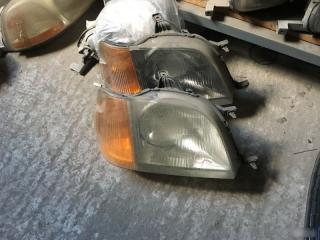 Запчасть фара правая Honda Stepwgn 1996-1999
