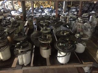 Фото запчасти бензонасос Subaru Legacy 2003-2009 Б/У запчасть Запчасть бензонасос Subaru Legacy 2003-2009