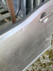 Запчасть дверь Nissan Serena 2005-2012