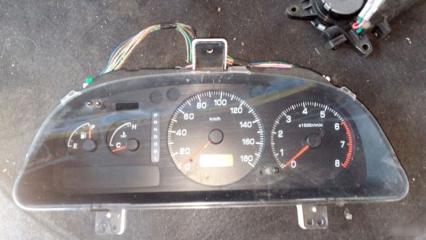 Панель приборов Subaru Impreza 1992-2000