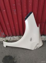 Запчасть крыло Toyota Vitz 2005-2011