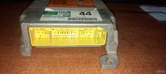 Запчасть блок управления airbag Toyota Corolla Fielder 2000-2004