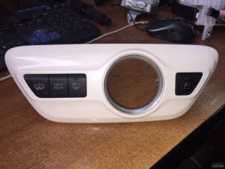 Запчасть консоль приборов Toyota Prius 2017-2025