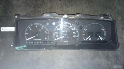 Запчасть щиток приборов Toyota Crown 1991-1995