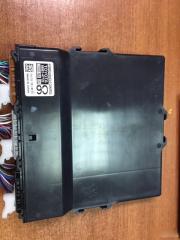 Запчасть эбу правый руль Toyota Prius PHV 2017-2025