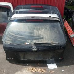 Крышка багажника Volkswagen Golf 5