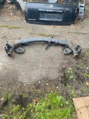 Запчасть балка подвески задняя Toyota Voxy 2003