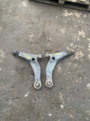 Рычаг подвески передний правый Mitsubishi Grandis 2003-2011