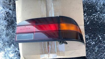 Фото запчасти стоп-сигнал Toyota Carina контрактная запчасть Запчасть стоп-сигнал Toyota Carina