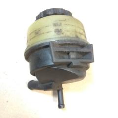 Фото запчасти бачок гидроусилителя TOYOTA VISTA 1993 Б/У запчасть Запчасть бачок гидроусилителя TOYOTA VISTA 1993