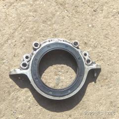 Фото запчасти крышка коренного сальника. TOYOTA STARLET 1990 Б/У запчасть Запчасть крышка коренного сальника. TOYOTA STARLET 1990