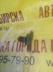 Фото запчасти петля двери верхняя задняя левая TOYOTA CAMRY 1994 Б/У запчасть Запчасть петля двери верхняя задняя левая TOYOTA CAMRY 1994