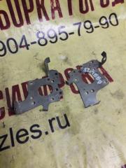 Запчасть рамка для магнитолы. TOYOTA SUCCEED 2002