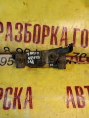 Запчасть кронштейн бампера. TOYOTA COROLLA SPACIO