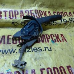 Запчасть ручка ручного тормоза NISSAN Primera 1992