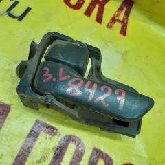 Запчасть ручка двери внутренняя задняя левая TOYOTA CORONA