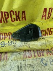 Запчасть подставка под ногу. NISSAN WINGROAD 2002
