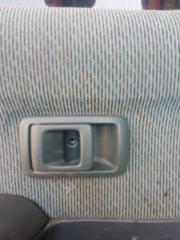 Фото запчасти ручка двери внутренняя задняя левая TOYOTA CORSA 1991 Б/У запчасть Запчасть ручка двери внутренняя задняя левая TOYOTA CORSA 1991