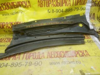 Запчасть жабо переднее NISSAN PULSAR 1999