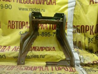 Запчасть кронштейн рулевой колонки FORD C-MAX 2007 1.8L Duratec-HE PFI (125PS) - MI4 3m51-3678-ab Б/У Кронштейн рулевой колонки FORD C-MAX 2007 1.8L Duratec-HE PFI (125PS) - MI4 3m51-3678-ab Б/У
