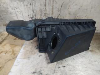 Корпус воздушного фильтра Nissan Bluebird 2001