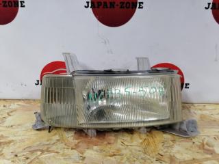 Фара правая Toyota BB 2000