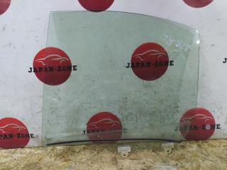 Стекло боковое заднее левое Nissan Bluebird Sylphy 2003
