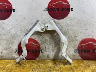 Петля капота Honda Stepwgn 2011